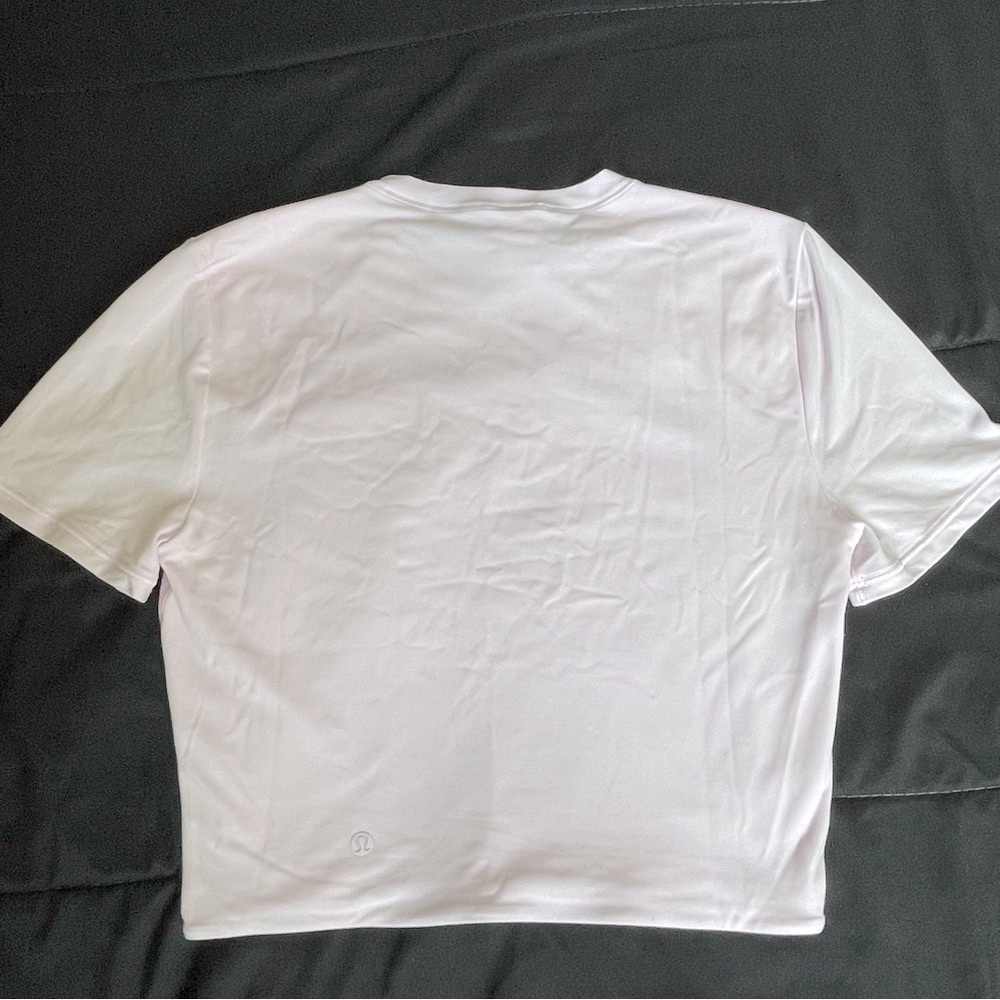 Lululemon Ultra Soft Crewneck Cropped Shirt - Picture 3 of 4